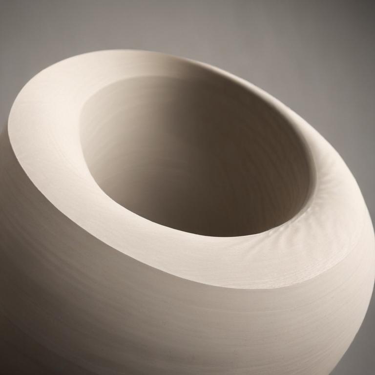 curves - 更多图片 (modelslab_realistic_v2)